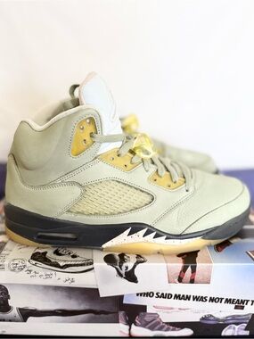 AUTHENTIC Jordan 5 Retro Jade Horizon size 10 DC7501-300 2022 PRE-OWNED
